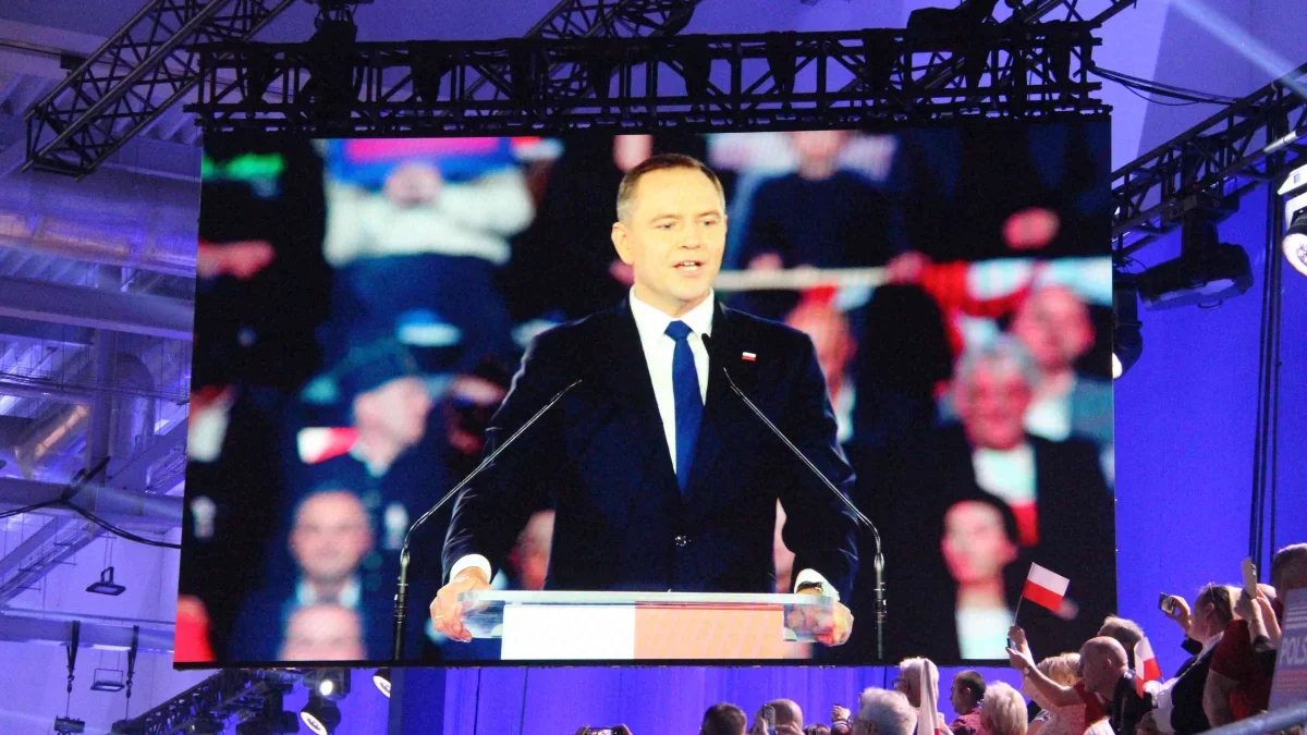 Protesty na łódzkich stadionach. To część akcji wymierzonej w prezydenta Nawrockiego