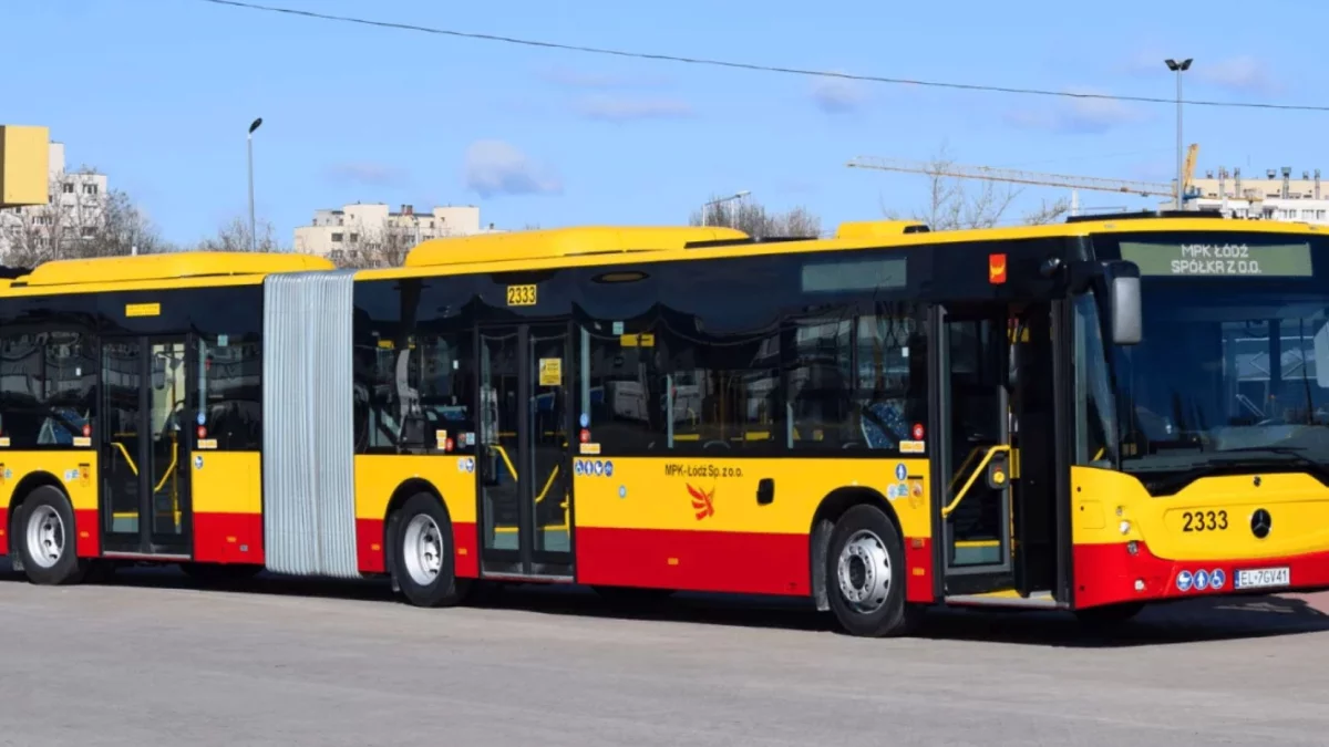 Ciężarówka zablokowała autobusy. Opóźnienie ma osiem linii MPK Łódź