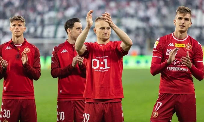 Widzew z przytupem wraca do ekstraklasy.  Świetne widowisko w Szczecinie! - Zdjęcie główne