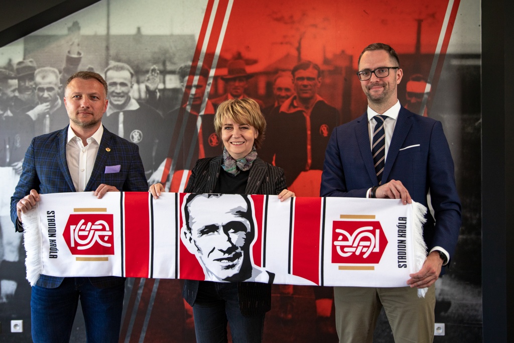 ŁKS Łódź najbliższe spotkanie rozegra na stadionie im. Władysława Króla! Oficjalnie obiekt przy al. Unii Lubelskiej 2 w Łodzi będzie nosił imię legendy łódzkiego klubu (fot. ŁKS Łódź)