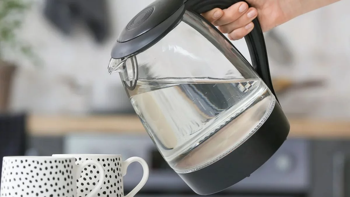 Każdy, kto ma w domu klasyczny czajnik, zaczyna być w tyle - wszyscy kochają ten nowy produkt