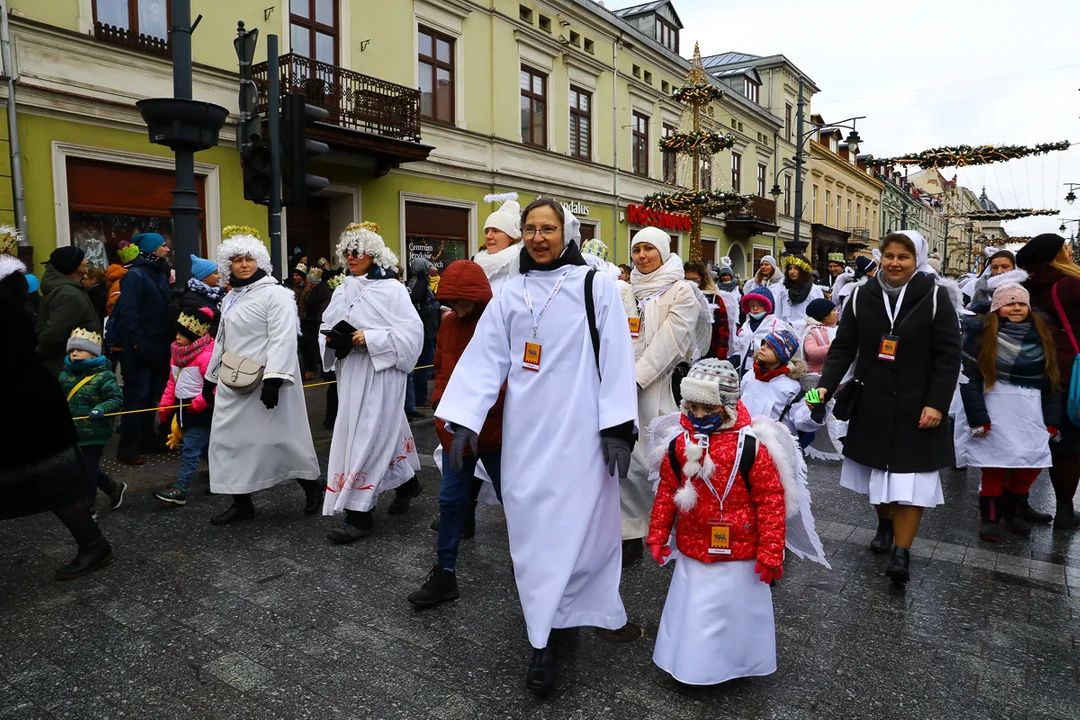 Orszak Trzech Króli przeszedł ulicą Piotrkowską