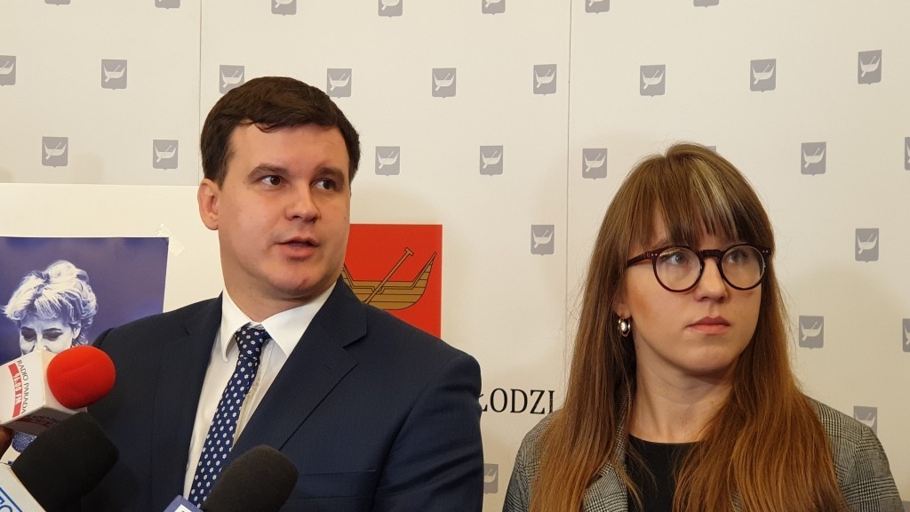 Łódź. Prokuratura wszczęła dochodzenie w sprawie nacisków na Martę Grzeszczyk, byłą radną PiS - Zdjęcie główne