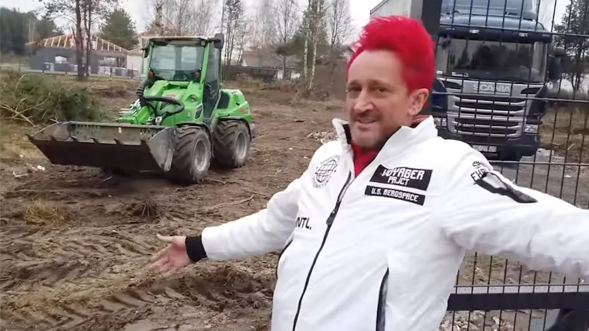 Tu miał zamieszkać Michał Wiśniewski z piątą żoną. Mimo rozwodu budowa trwa? ZDJĘCIA