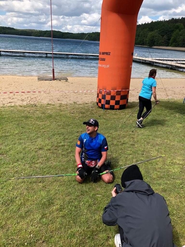 Łodzianin mistrzem Polski w Maratonie Nordic Walking. Krzysztof Czerski bezkonkurencyjny w Białym Borze! (Fot. mat. prasowe)