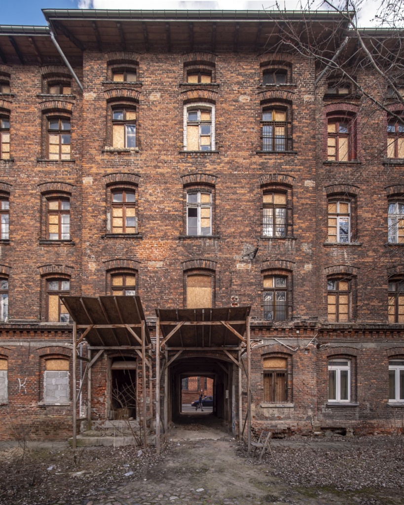 Jak zapowiedziano podczas konferencji prasowej, w budynkach przy Ogrodowej w Łodzi powstaną mieszkania, biura, sklepy, restauracje i hostel. (fot. UMŁ) |wiadomości łódzkie|Łódź|TuŁódź