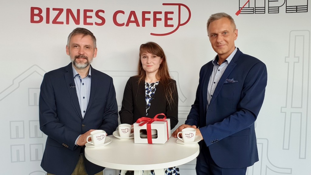 Adwokat biznesu i biznes adwokata. Jak legalnie promować swoją kancelarię? Biznes Caffe #17 [WIDEO] - Zdjęcie główne