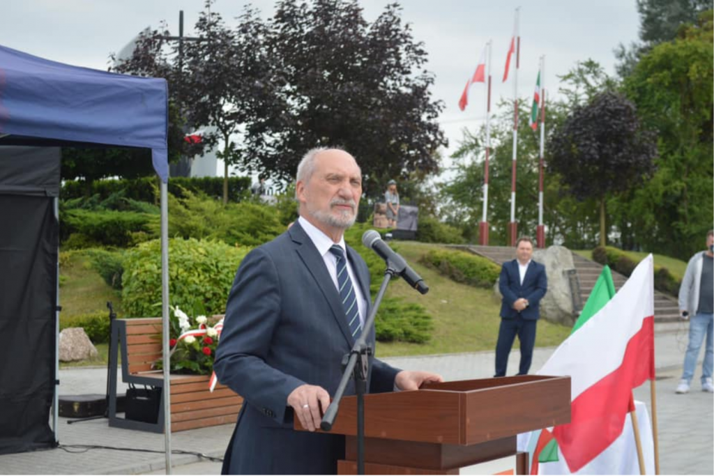 Elektrownia jądrowa w Łódzkiem? Antoni Macierewicz zdradza rządowe plany  - Zdjęcie główne