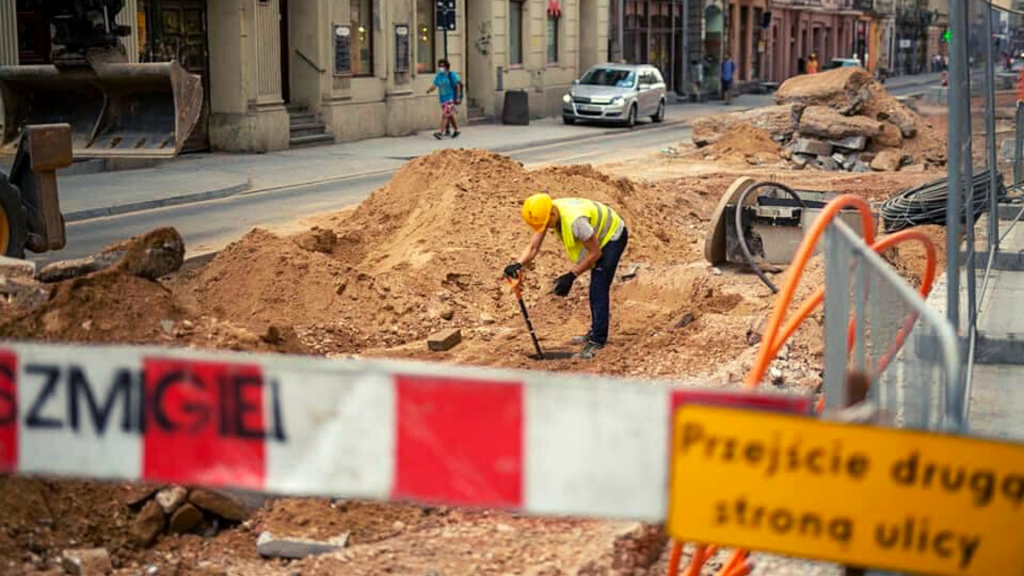 Trzeba uważać. We wrześniu dużo remontów na łódzkich drogach. Wiele zmian w centrum [INFORMATOR] - Zdjęcie główne