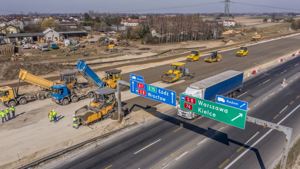 Budowa A1 pod Łodzią przechodzi w kolejną fazę. Znamy datę oddania zachodniej jedni - Zdjęcie główne