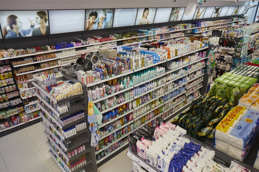 W Łodzi otwarto nową drogerię sieci Rossmann. To już 1500. sklep w Polsce (fot. mat. prasowe Rossmanna)