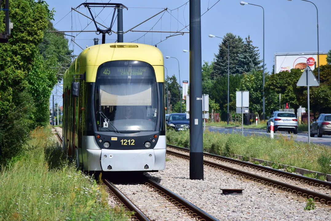 Zatrzymanie tramwajów MPK Łódź. Objazd dla linii 45 i 15 - Zdjęcie główne