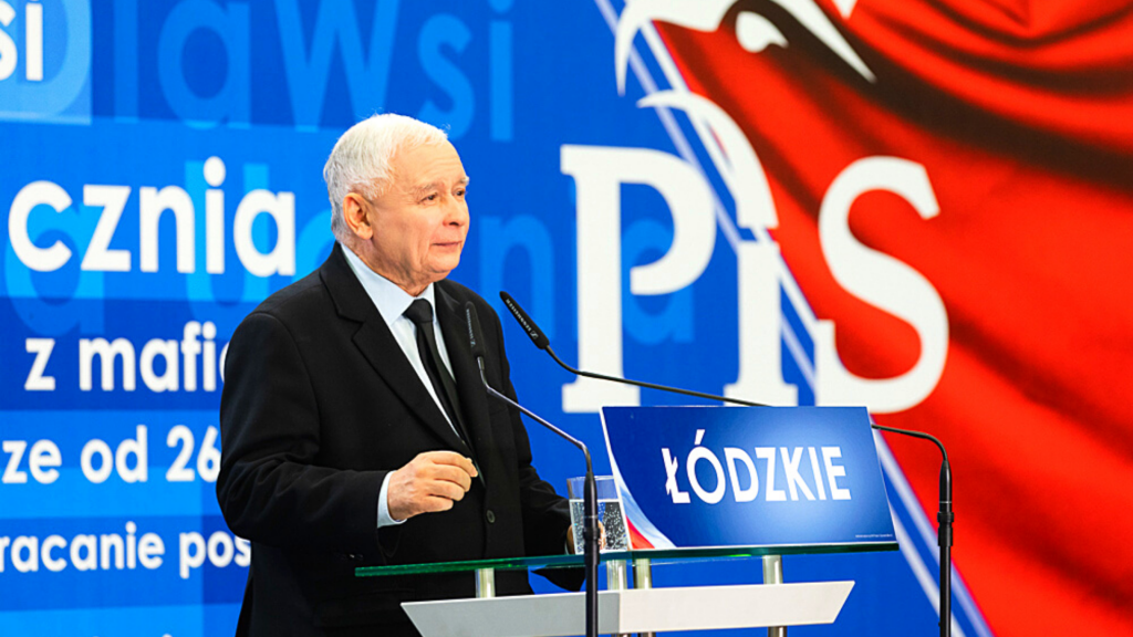 Struktury lokalne PiS czeka rewolucja. Jarosław Kaczyński chce uniknąć w regionach „baronizacji” - Zdjęcie główne