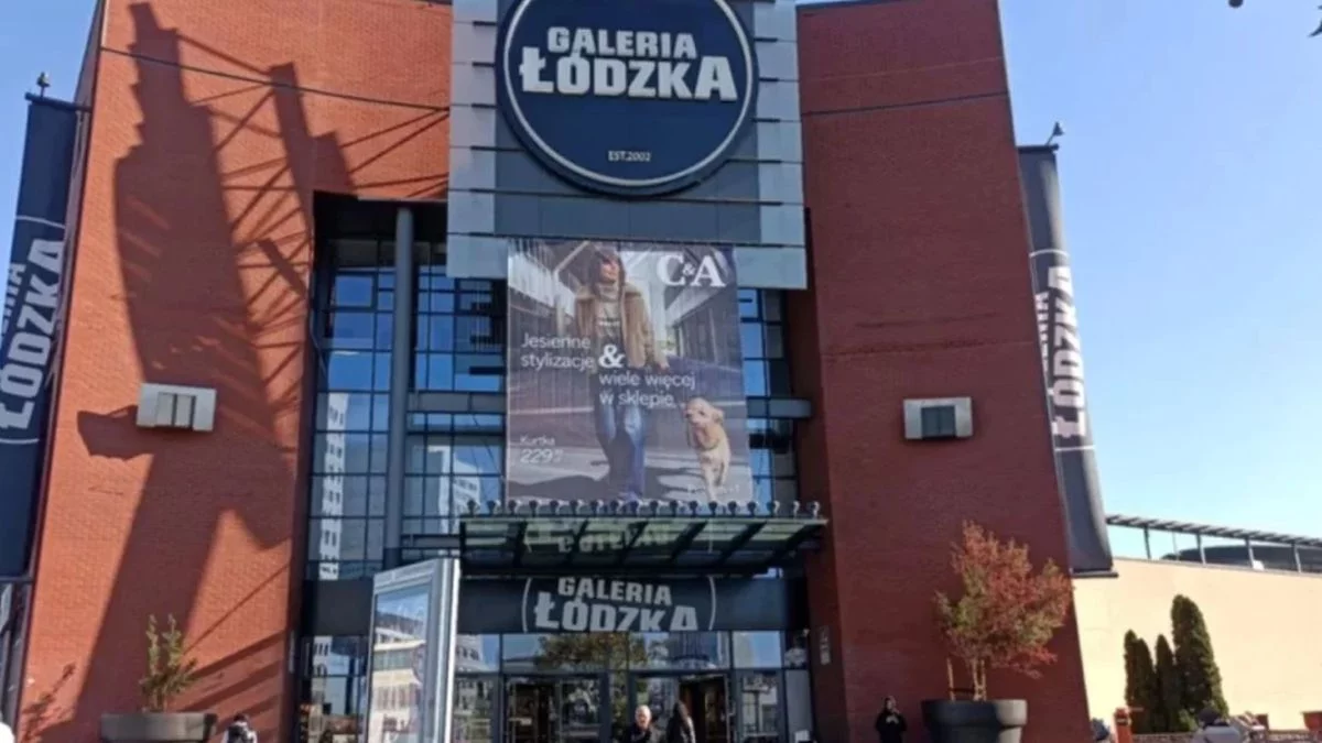 Kwasem w Galerią Łódzką. I to kolejny raz. Wcześniej oblano sklep Widzewa