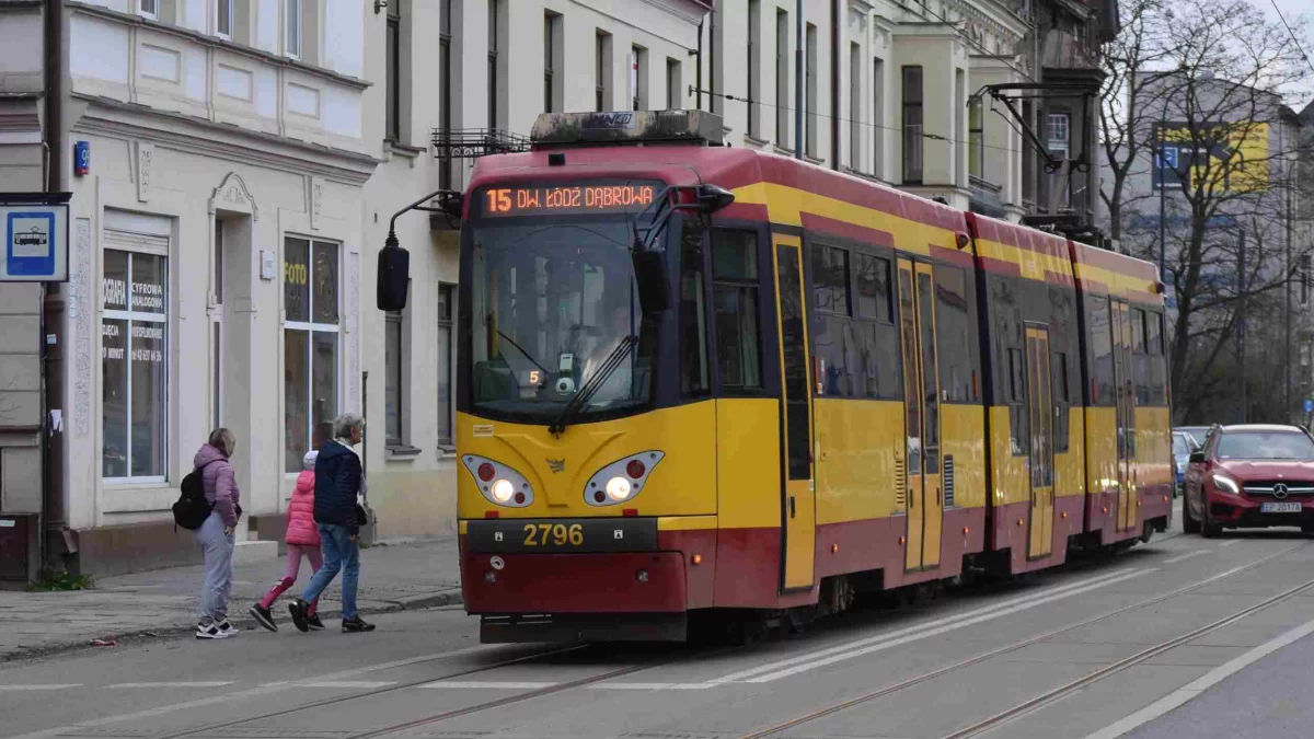 Zbliża się wielkie otwarcie nowego centrum handlowego w Łodzi. Jak dojechać? Gdzie zaparkować? - Zdjęcie główne