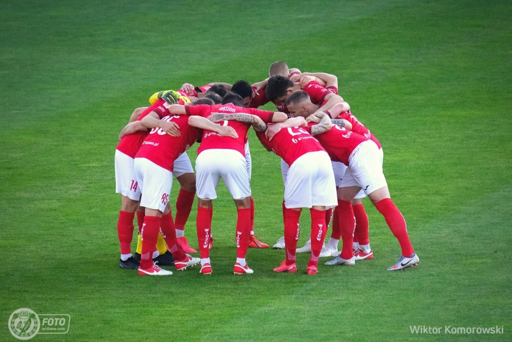 Stoper z ekstraklasy na testach medycznych w Widzewie. Następny w kolejce defensor z Chorwacji!  - Zdjęcie główne