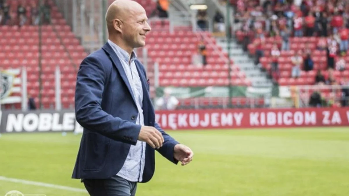 Janusz Niedźwiedź poza Widzewem Łódź. Kto będzie szkoleniowcem klubu? - Zdjęcie główne