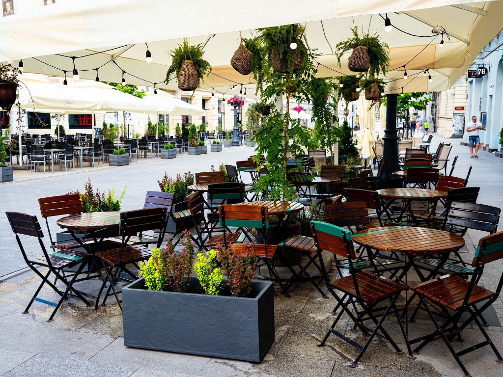 Restauracje Łódź. Ogródki będą pękać w szwach. Lokale w Łodzi szykują się na przyjęcie gości (fot. UMŁ)