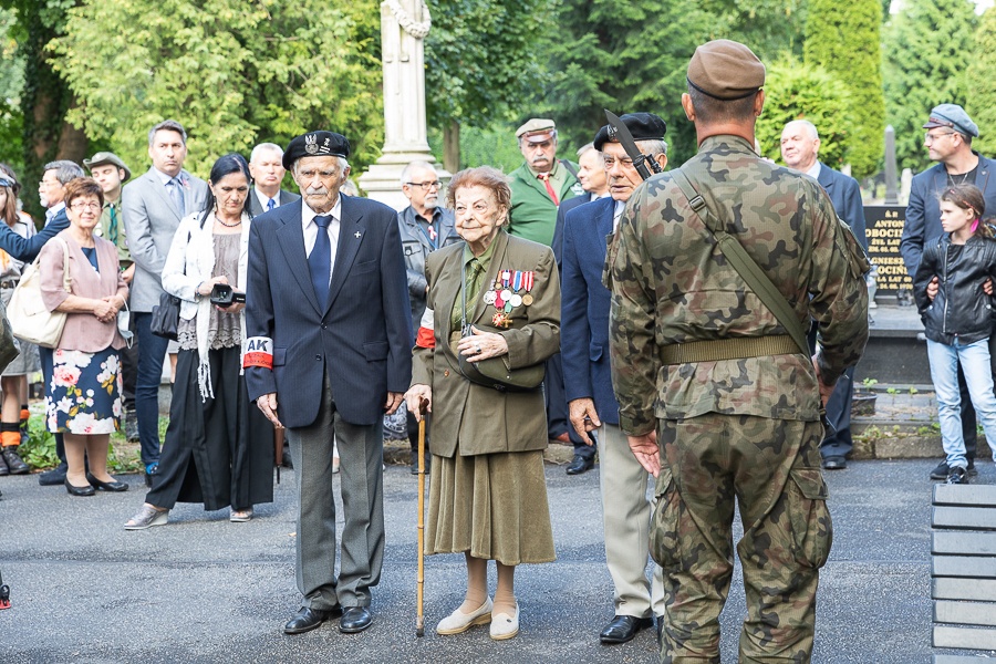 Łódź. 77. rocznica wybuchu Powstania Warszawskiego. W Łodzi uczczono pamięć Powstańców [zdjęcia]