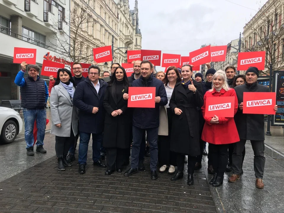 Łódzcy radni zaapelują do Szymona Hołowni. Chcą, żeby Sejm szybciej zajął się projektami ustaw o aborcji - Zdjęcie główne