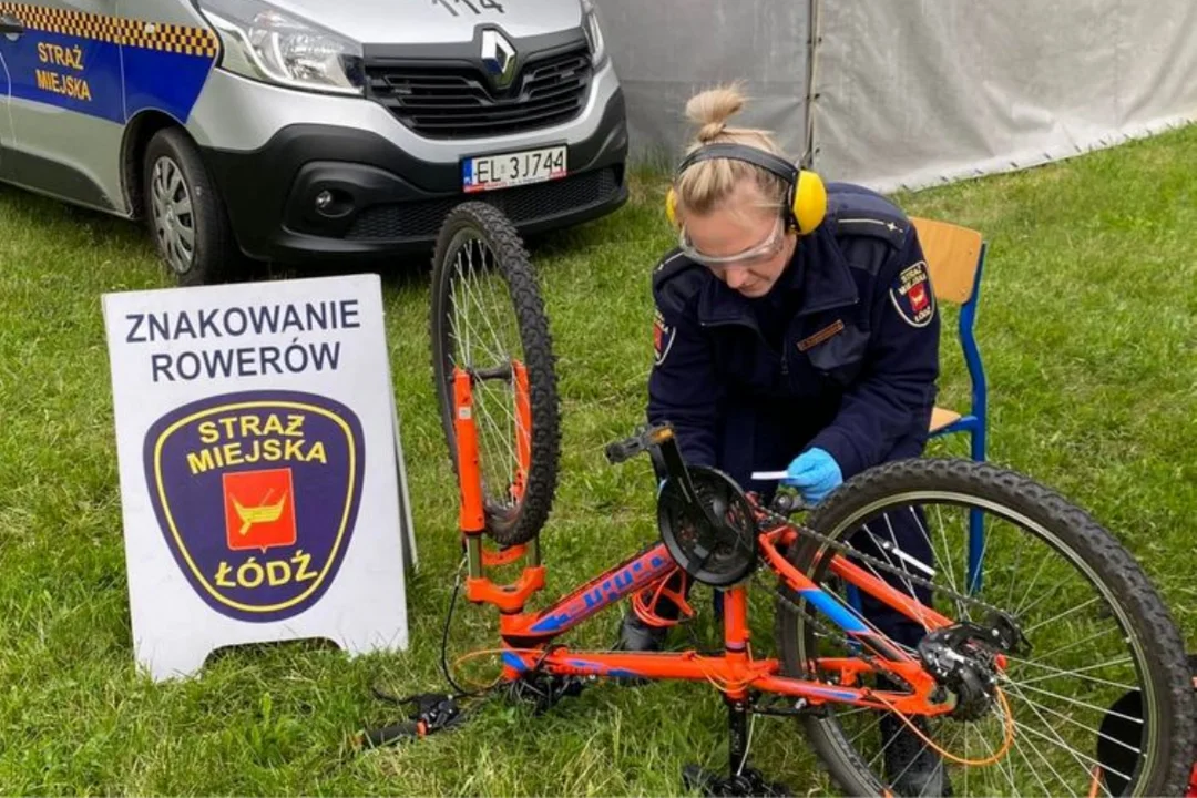 Łódzka Straż Miejska bezpłatnie zabezpieczy rower przed kradzieżą. Popsuj szyki złodziejowi - Zdjęcie główne