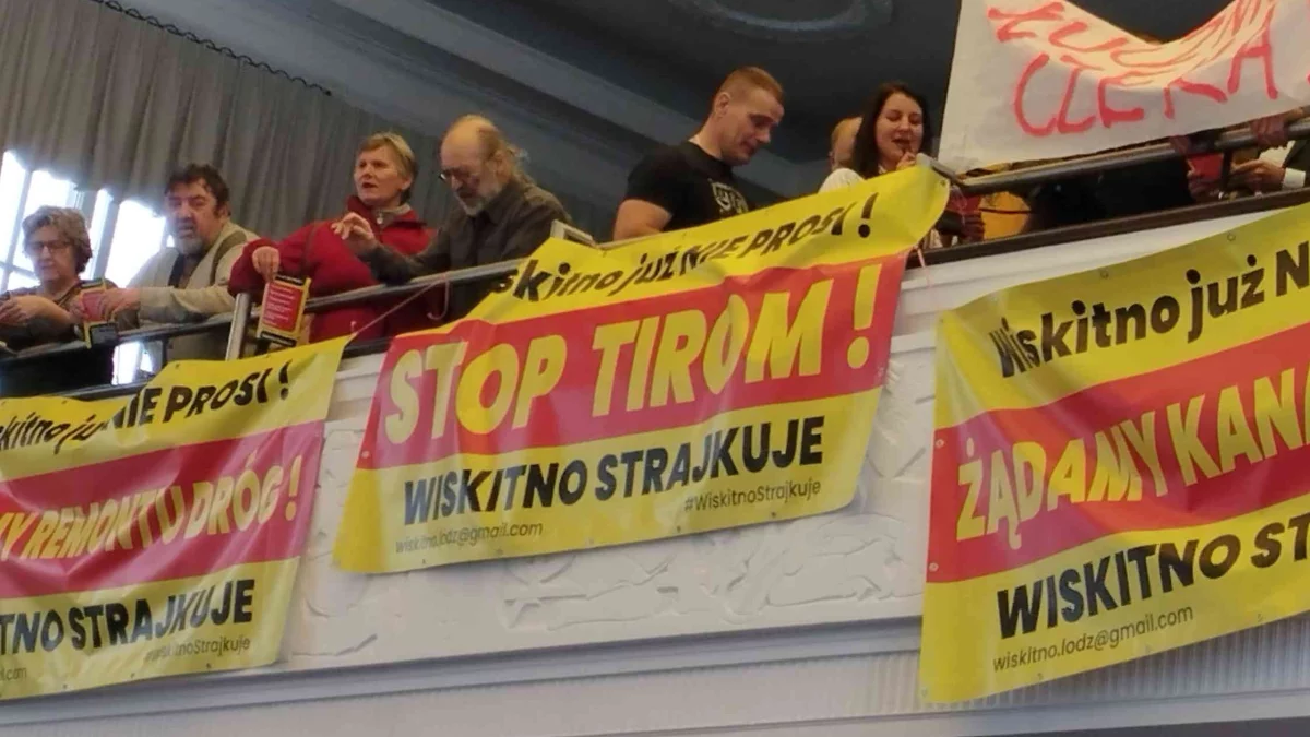 Wiskitno wreszcie bez tirów? Miasto obiecuje, mieszkańcy są sceptyczni