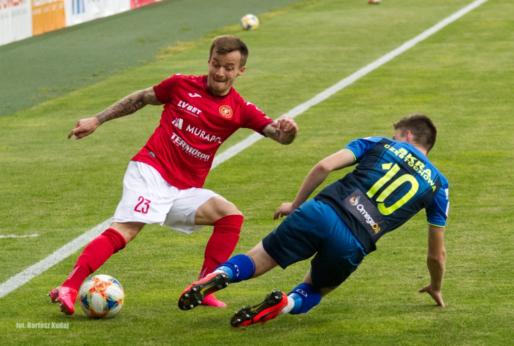 Widzew na kolanach! Sensacyjna porażka ze Skrą - Zdjęcie główne