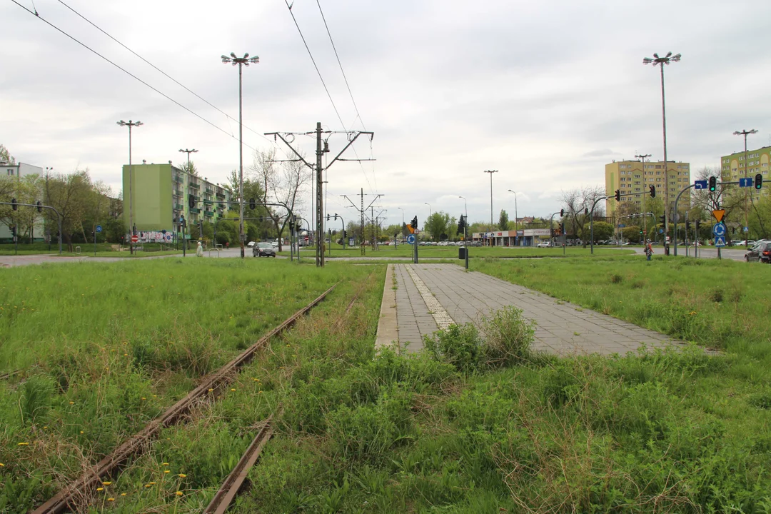 Udało się wybrać wykonawcę nowej krańcówki na Dąbrowie. Kiedy ponownie zobaczymy tam tramwaje? - Zdjęcie główne