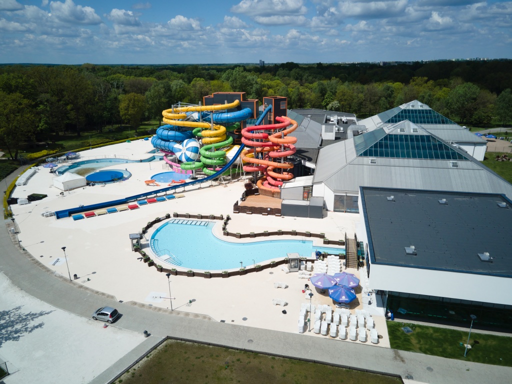 FALA Łódź. Aquapark FALA wznawia działalność. Jakie atrakcje czekają na gości w łódzkim aquaparku? (fot. www.lodz.pl)