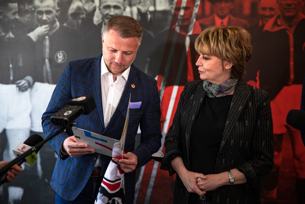 ŁKS Łódź najbliższe spotkanie rozegra na stadionie im. Władysława Króla! Oficjalnie obiekt przy al. Unii Lubelskiej 2 w Łodzi będzie nosił imię legendy łódzkiego klubu (fot. ŁKS Łódź)