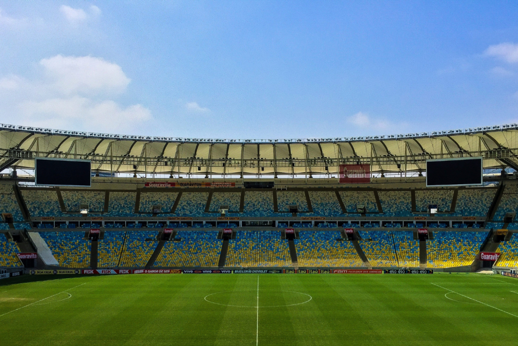 Uczestnictwo w wydarzeniach sportowych na żywo (fot. Canva) |wiadomości łódzkie|Łódź|TuŁódź