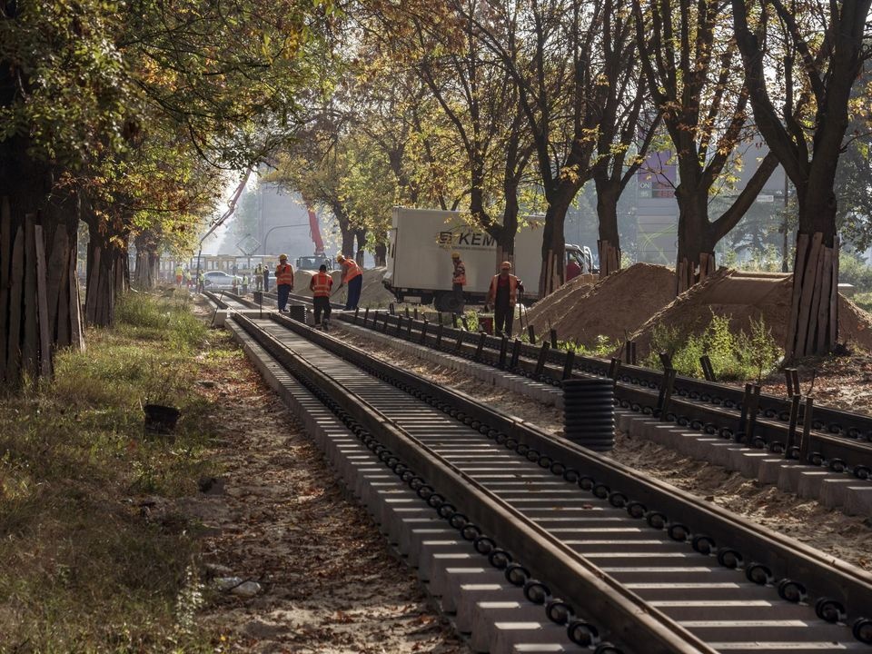 Wraca ruch tramwajowy na popularnej trasie - Zdjęcie główne