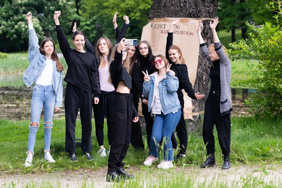  Festiwal OFF Północna wychodzi z teatru. Szukajcie go również w Parku Hellenów - Zdjęcie główne