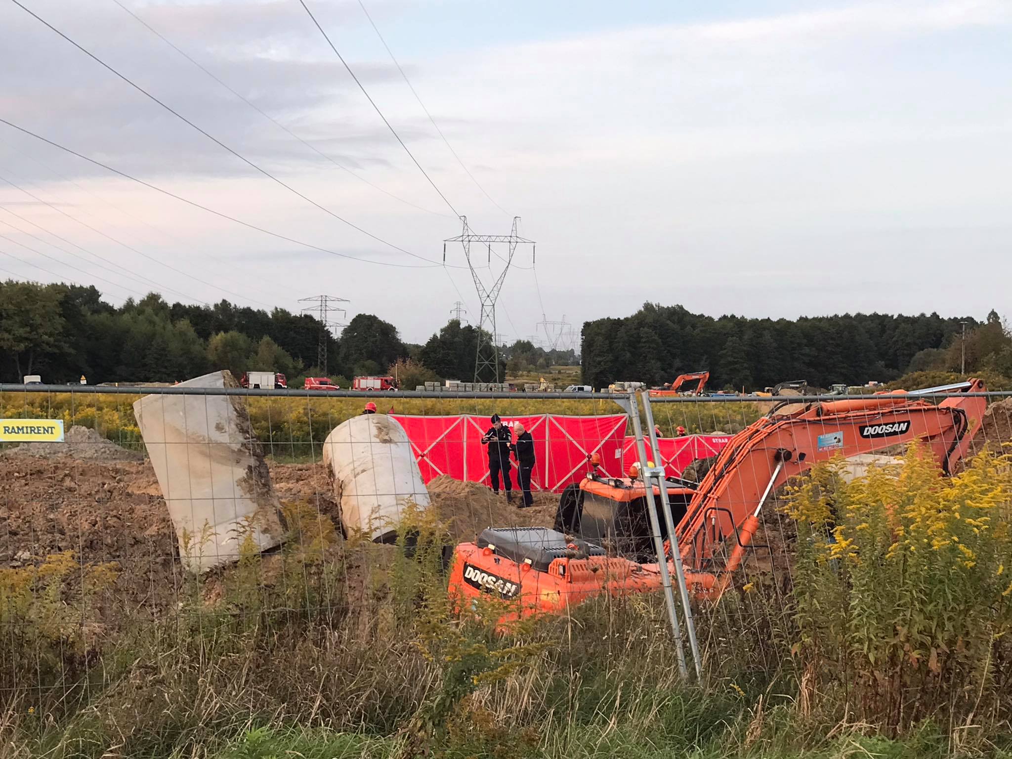 Do tragicznego wydarzenia doszło około godziny 16:00 przy ul. Olechowskiej w Łodzi.