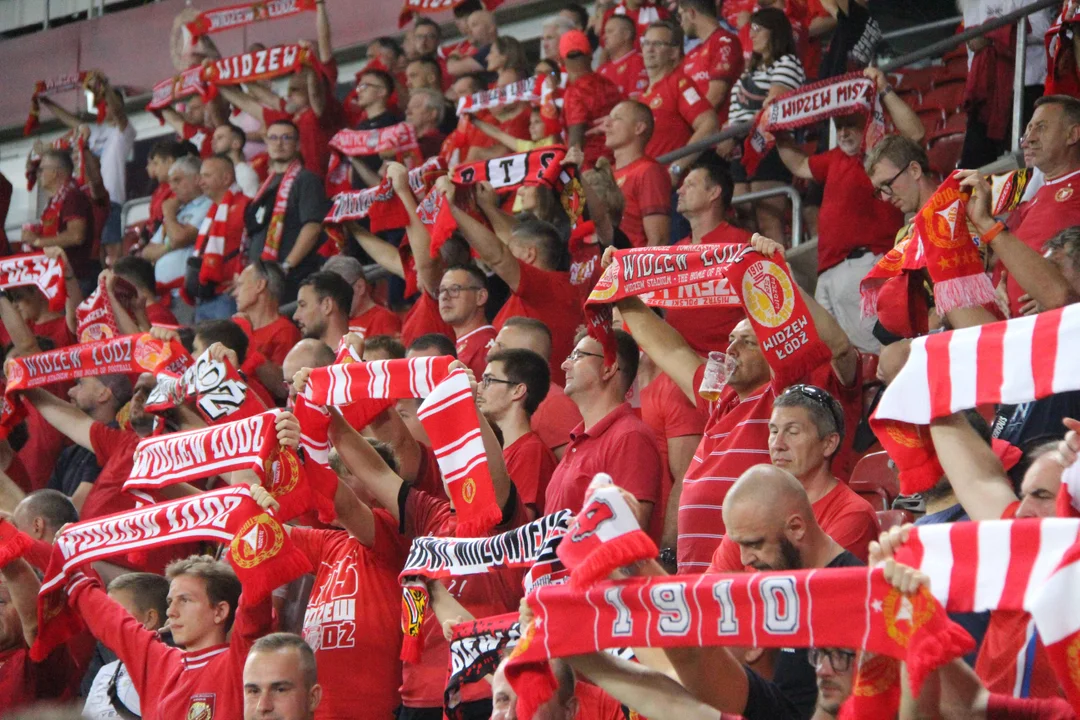 Emocje do ostatniej minuty! Sprawdź wynik meczu Fortuna Pucharu Polski: Wisła Kraków - Widzew Łódź - Zdjęcie główne