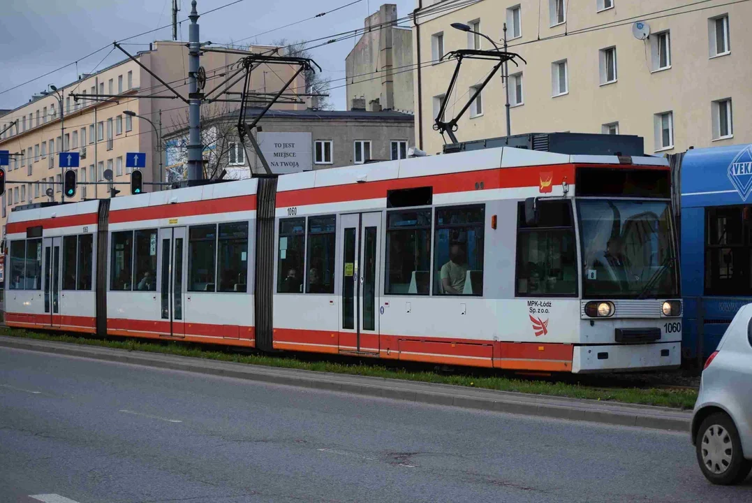 Zatrzymanie tramwajów MPK na Franciszkańskiej. Pasażerowie muszą uzbroić się w cierpliwość - Zdjęcie główne