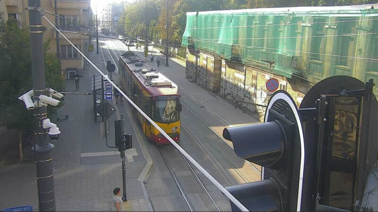 Zatrzymanie tramwajów MPK Łódź na ul. Kilińskiego. Wprowadzono objazdy - Zdjęcie główne