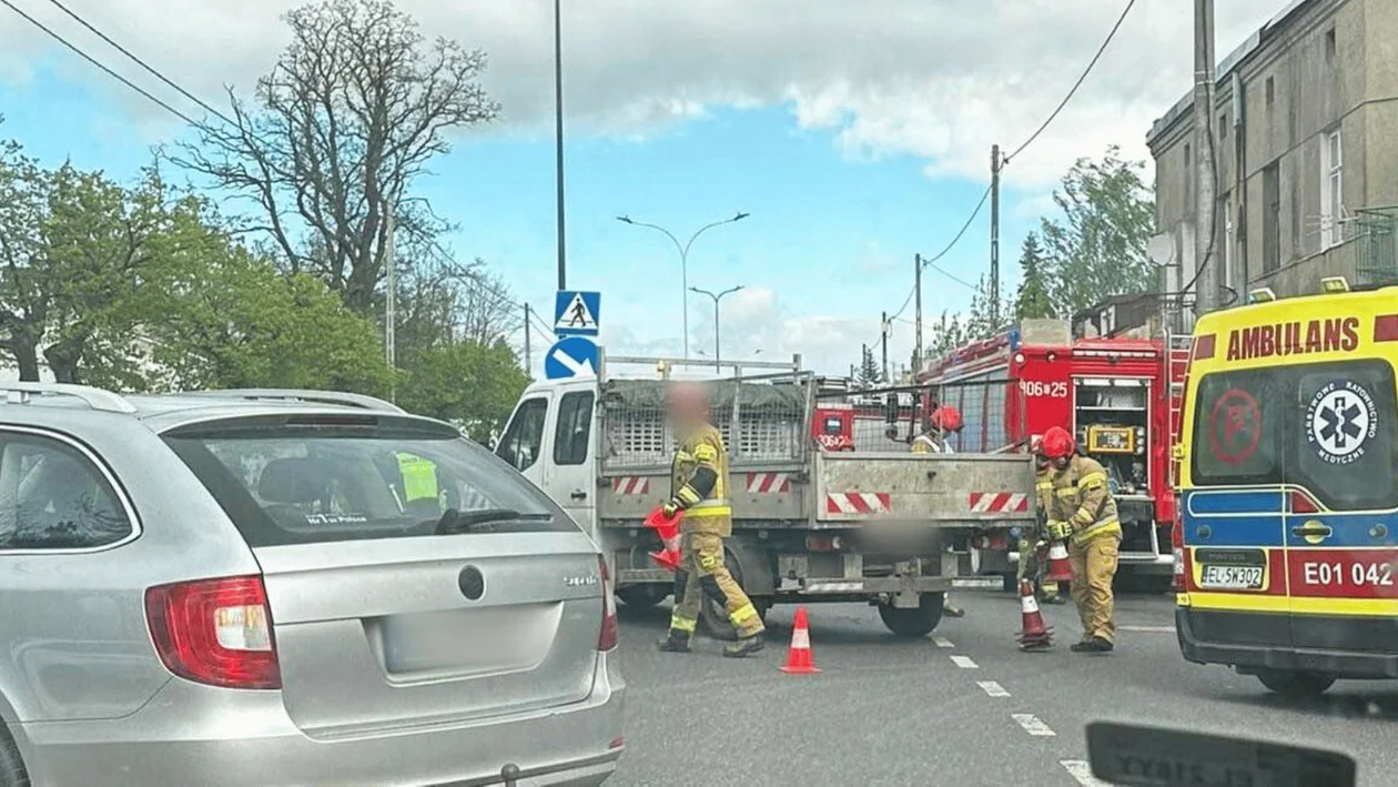 Co się wydarzyło na Górnej? Na miejscu pracują służby, autobusy musiały zmienić swoją trasę [ZDJĘCIA] - Zdjęcie główne