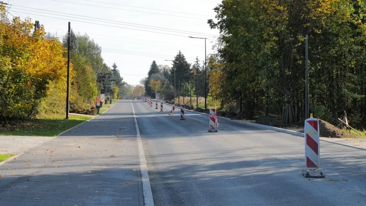 Zakończył się remont najdłuższej ulicy w Łodzi. Od dziś na swoje trasy powróciły także autobusy MPK Łódź - Zdjęcie główne