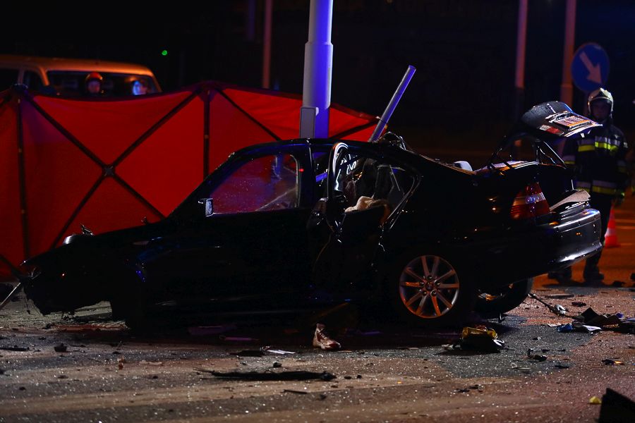 Śmiertelny wypadek w Rzgowie. Nie żyją 3 osoby