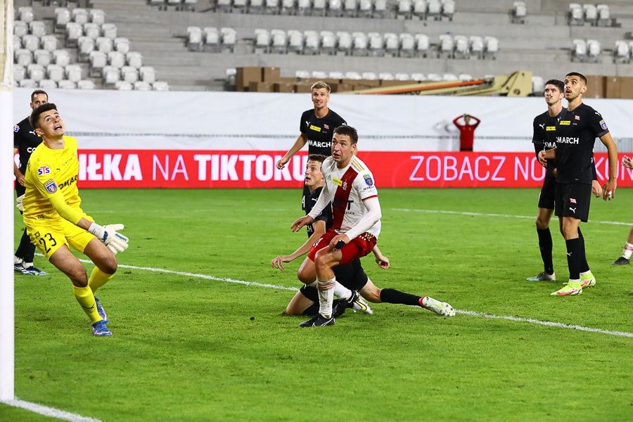 ŁKS Łódź wygrywa wojnę nerwów w Pucharze Polski! Łodzianie grają dalej - Zdjęcie główne