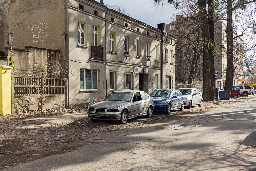 Łódź. Niebezpieczne ulice w Łodzi. Ulica Bazarowa Łódź (fot. TuŁódź.pl)