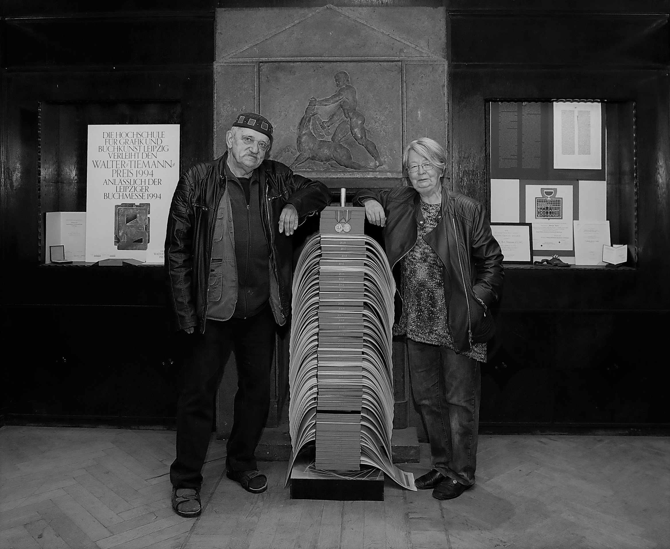 Grafik, malarz rysownik, Twórca Muzeum Książki Artystycznej Janusz Tryzno