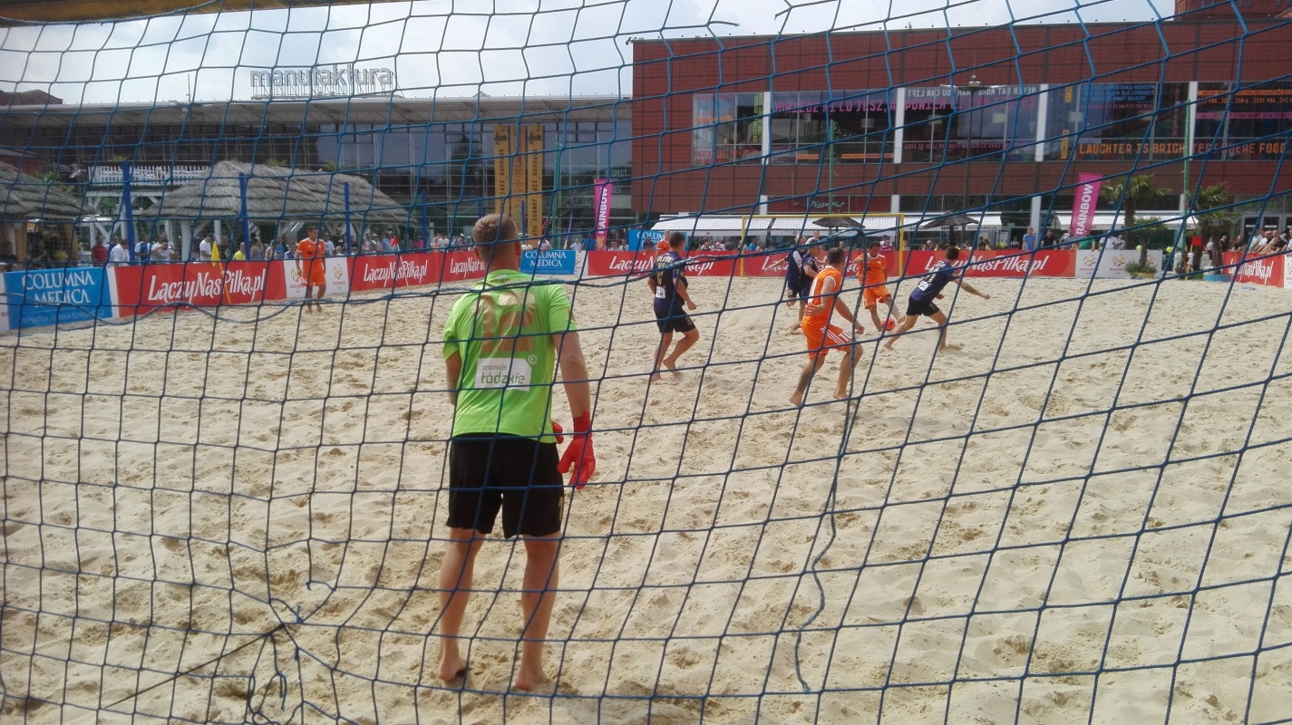 BEACH SOCCER: Otwarte Mistrzostwa Łodzi. Puchar Prezydenta jedzie do Zduńskiej Woli - Zdjęcie główne