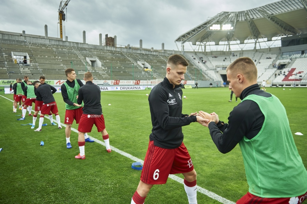 Żelazny żołnierz Wojciecha Stawowego przedłuża kontrakt z klubem! - Zdjęcie główne