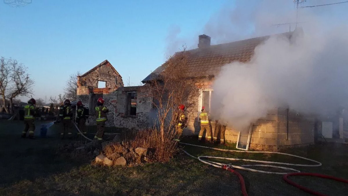W bydynku mieszkalnym wybuch gaz. W środku był człowiek
