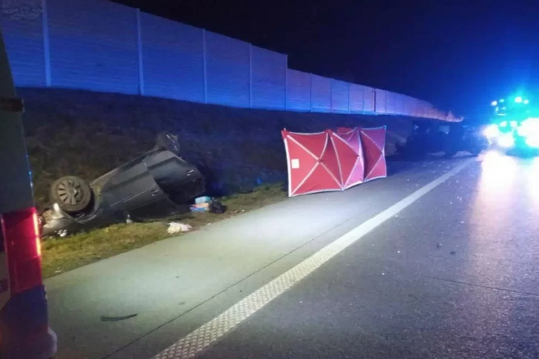 Tragiczny wypadek na S8 w Łódzkiem. Nie żyje kobieta - Zdjęcie główne