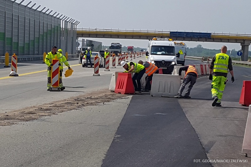 Autostrada A1. Od wtorku, 1 czerwca kierowcy mogą liczyć na skrócenie czasu przejazdu na odcinku między Piotrkowem Trybunalskim a Kamieńskiem (fot. GDDKiA) |wiadomości łódzkie | Łódź | TuŁódź)