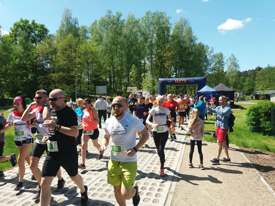 Trasa Biegu Terenowego Malinka Zgierz biegła po terenach ośrodka rekreacji a także... sąsiadującego z nim byłego wysypiska śmieci.