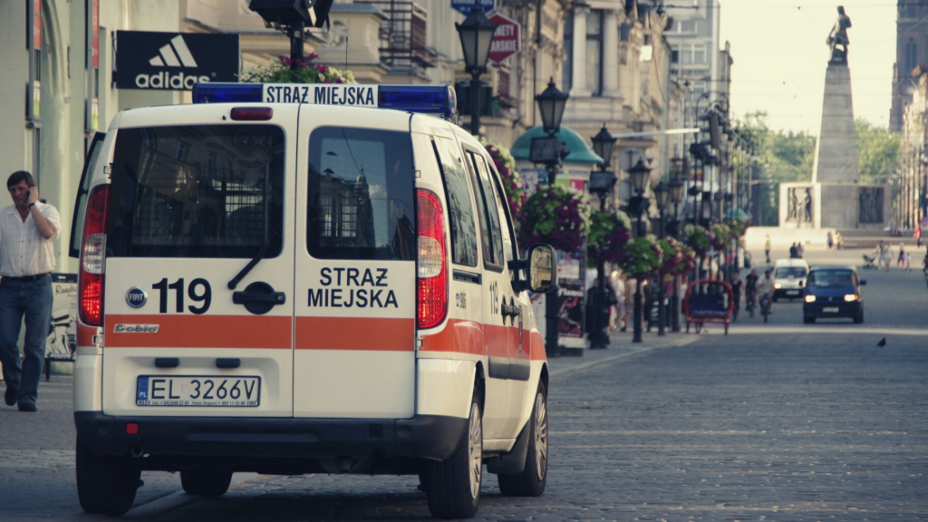 Po co nam Straż Miejska? Prezydent Łodzi osobiście uciszała awanturujących się pijaków na Piotrkowskiej - Zdjęcie główne